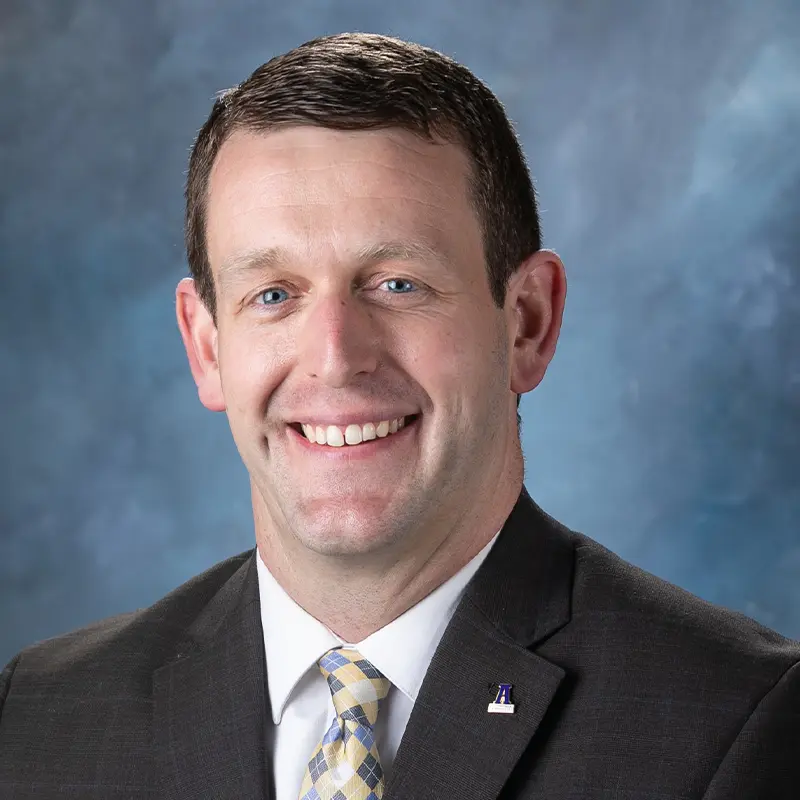 Headshot of Dan Havercamp