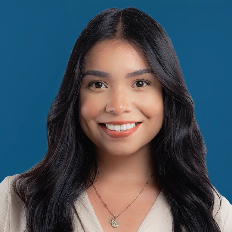 Headshot of Jasmine Raya
